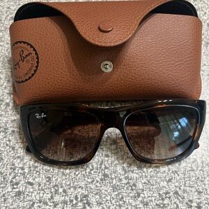 Ray-Ban Brown Sunglasses with Leather Case